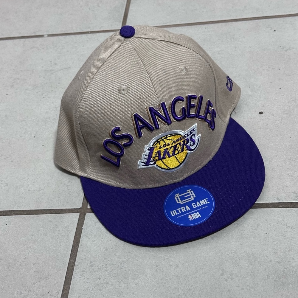 Los Angeles NBA Men‎ Lakers Cap Beige/Purple Brim Ultra Game One Size